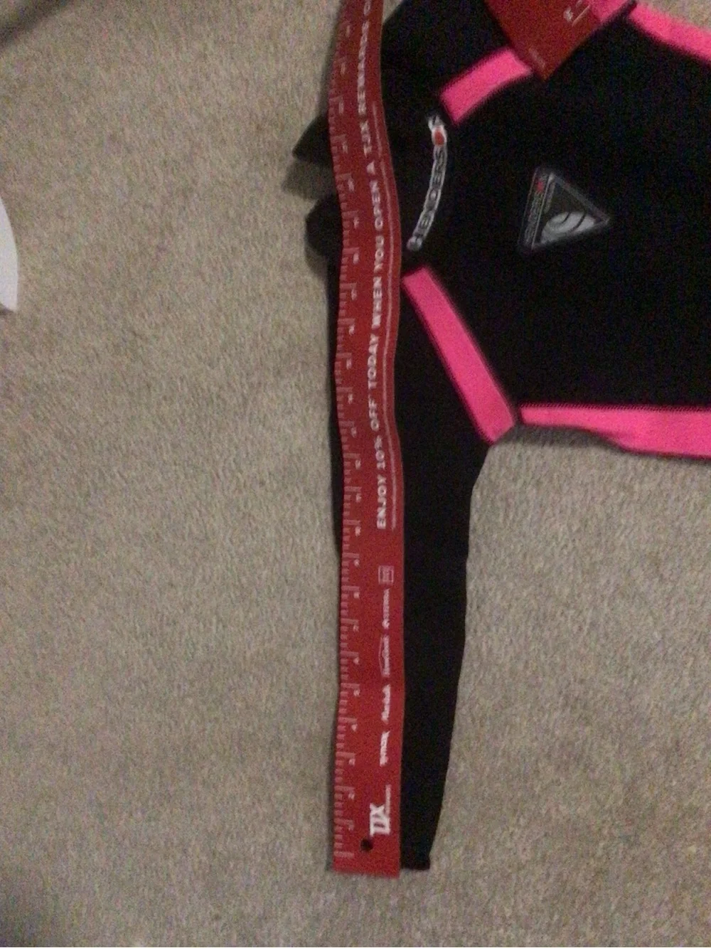 HENDERSON KIDS NEOPRENE WETSUIT BLACK & PINK- SZ SMALL (4-6 yrs)